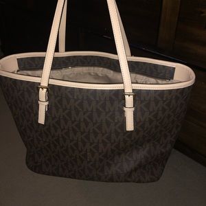 Michael Kors MK printed bag